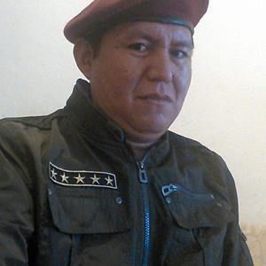 Meet your Posher, Calixtro